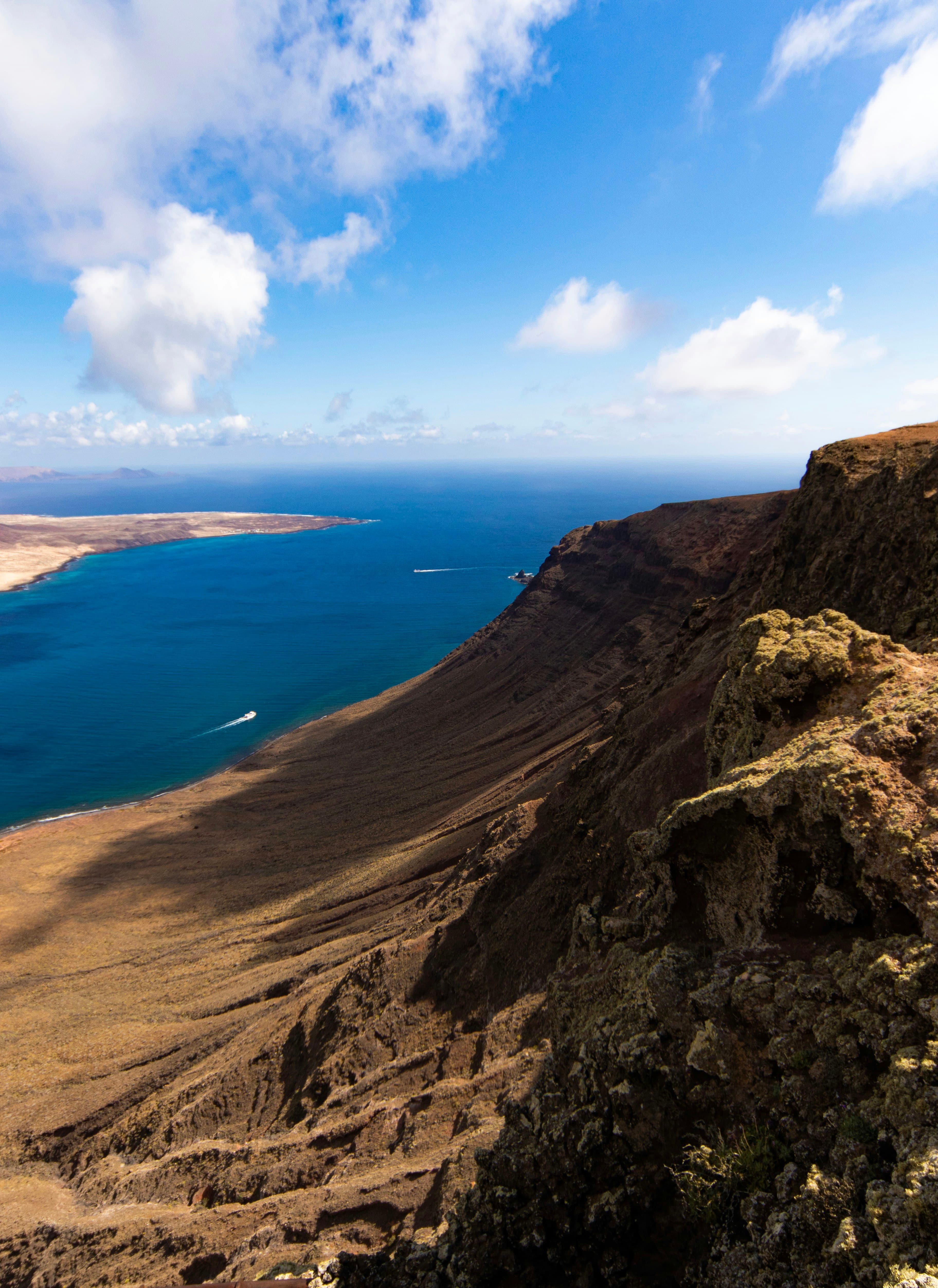 Volcanic hiking trail in northern Lanzarote near La Corona