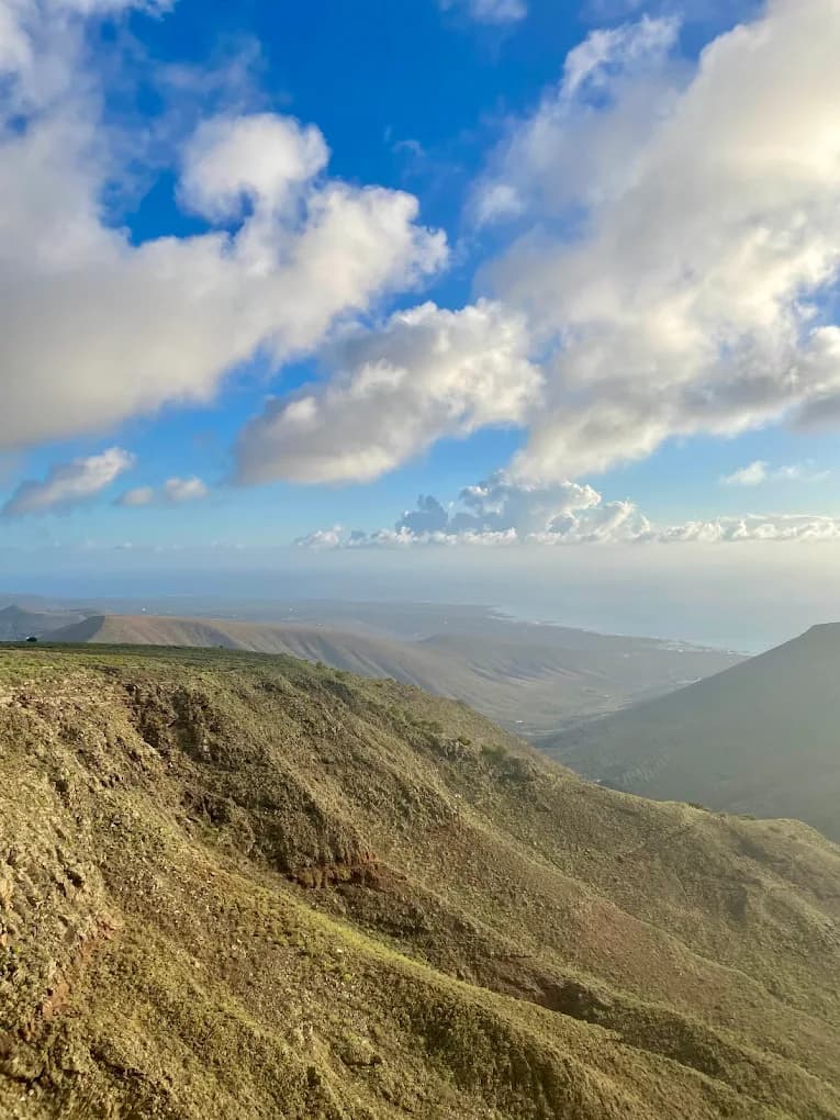 The green Haría valley and the Barranco del Chafariz picnic area in northern Lanzarote