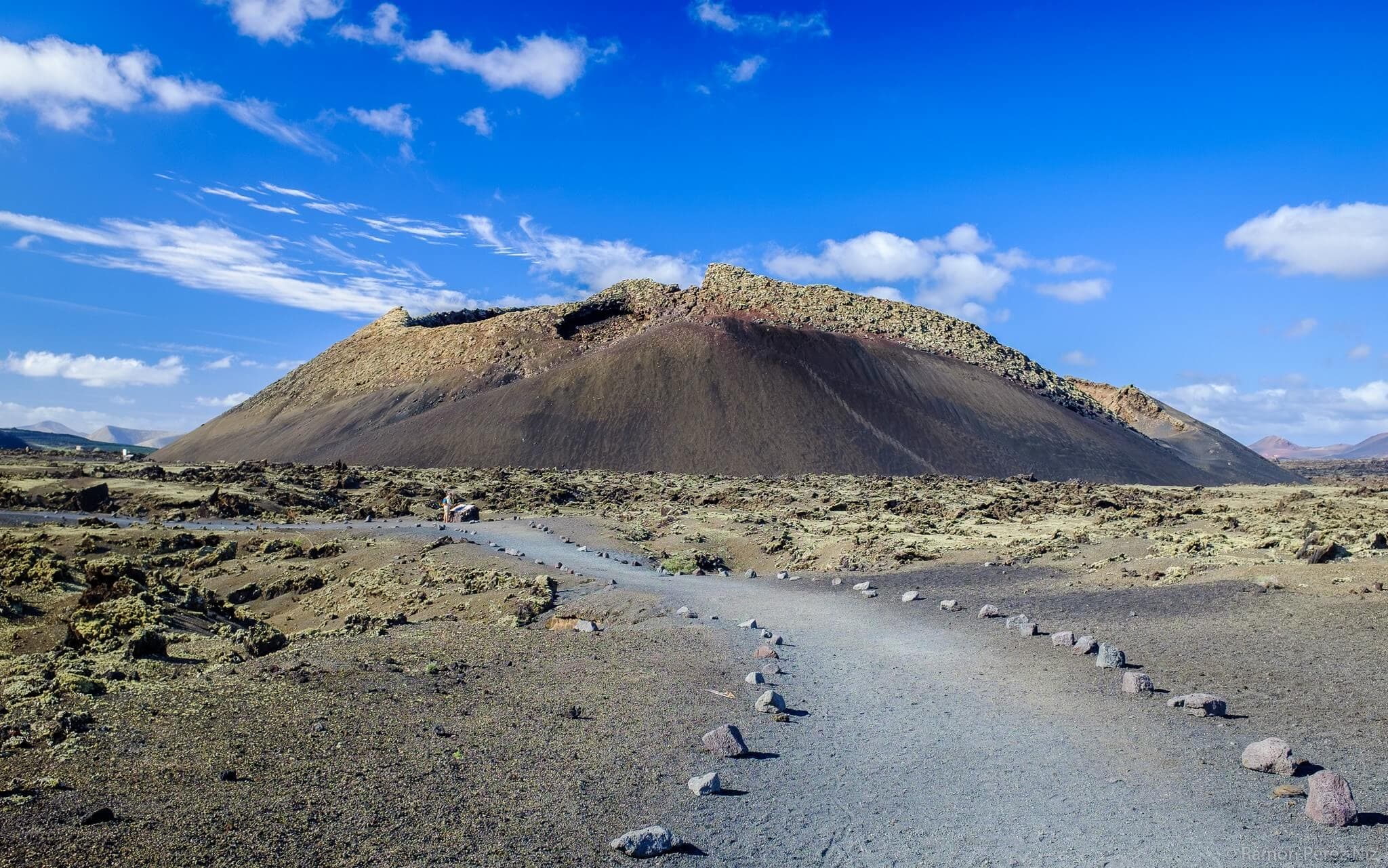 Volcán, Vino y Mar